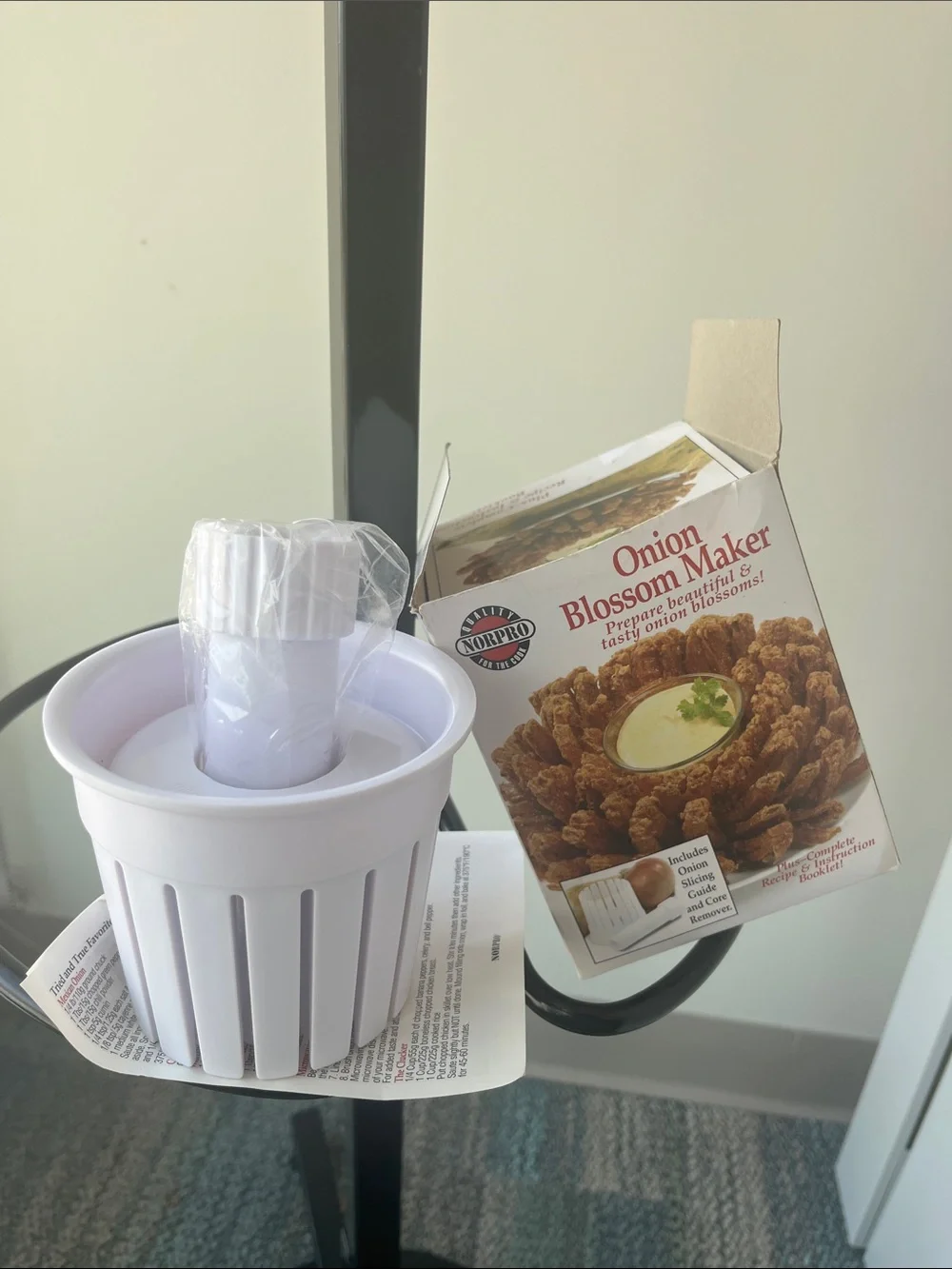 Onion Blossom Maker